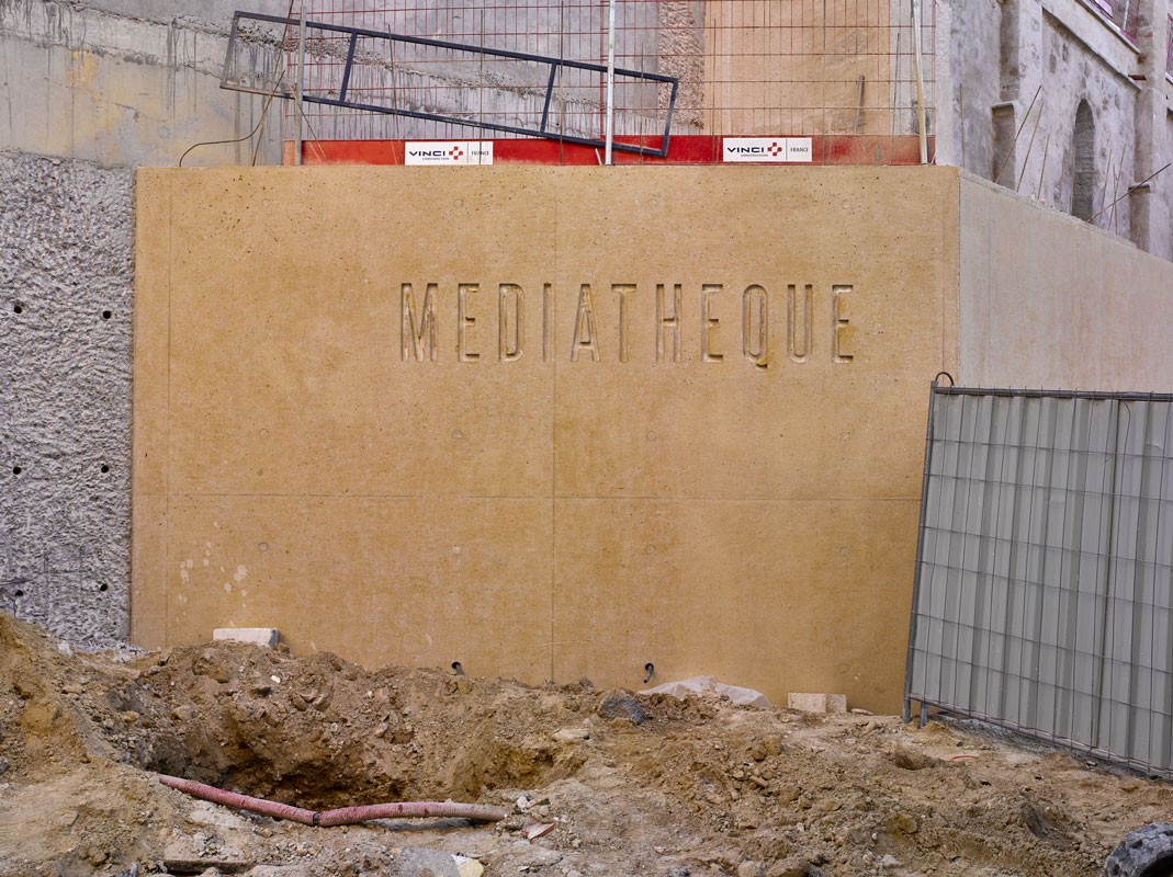 Photographie d'architecture et chantier. Médiathèque de Pertuis. Photo David Giancatarina 2015