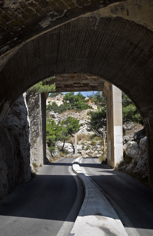 photographie d'architecture Livre Marseille Vertical David Giancatarina